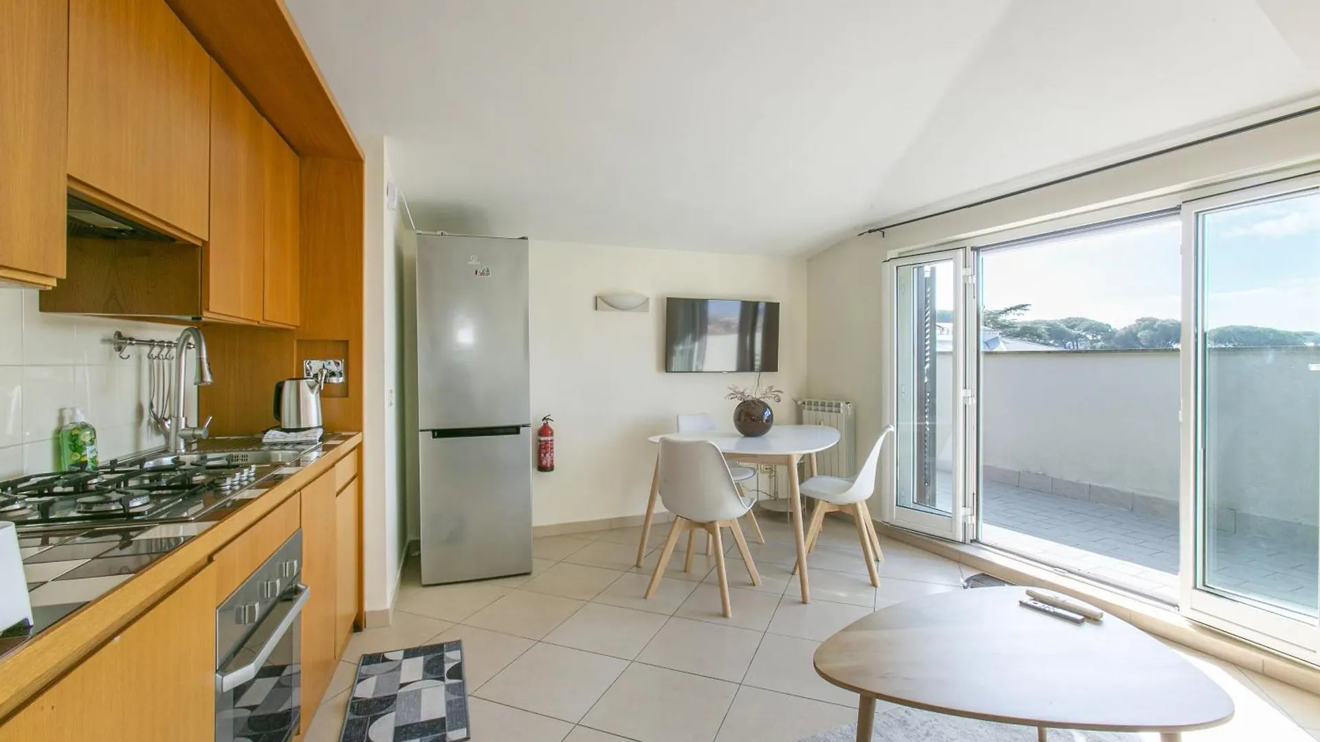 Terrazza San Pietro Vicino Metro A Apartment Rome 0*,