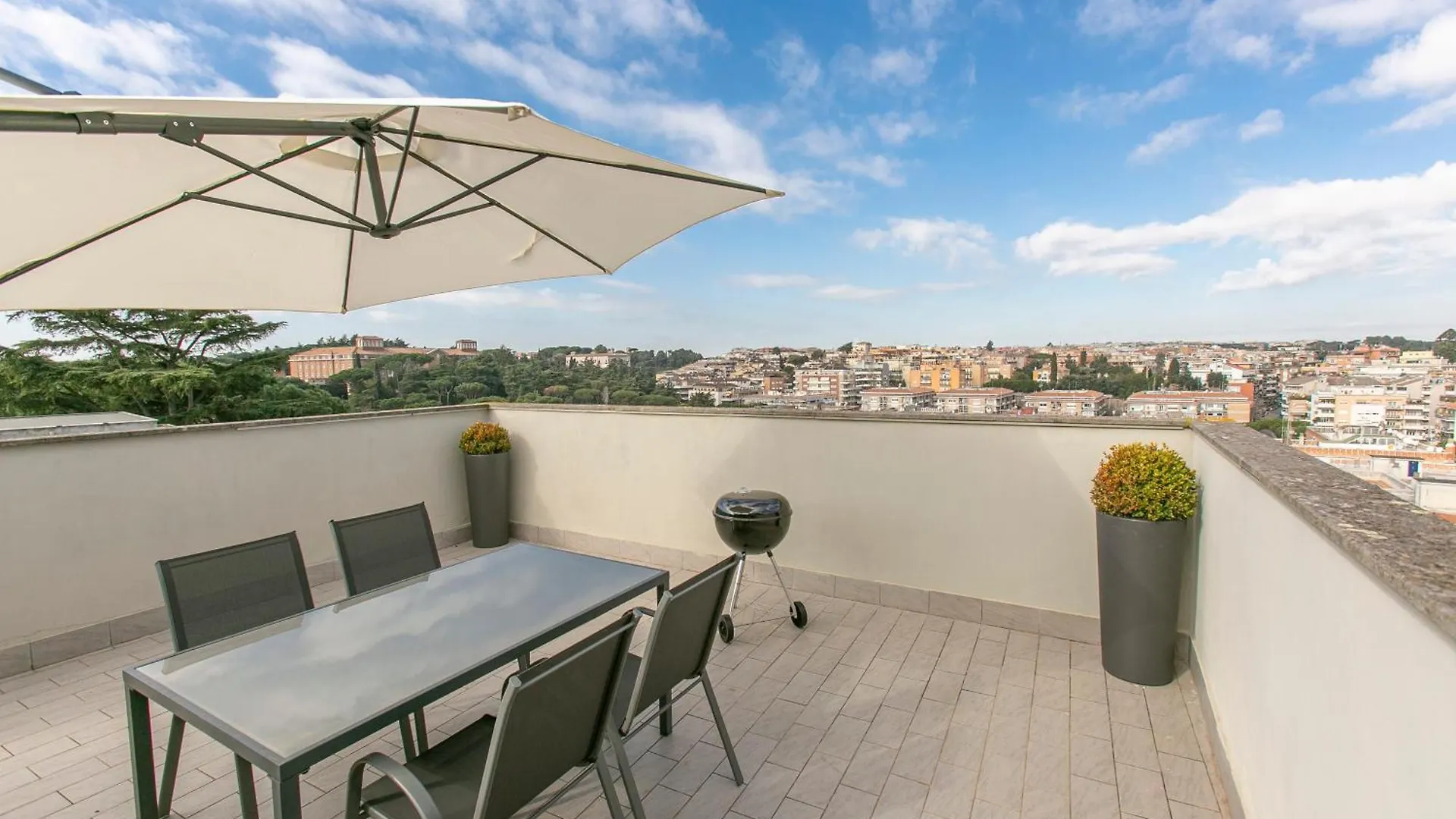 Terrazza San Pietro Vicino Metro A Apartment Rome